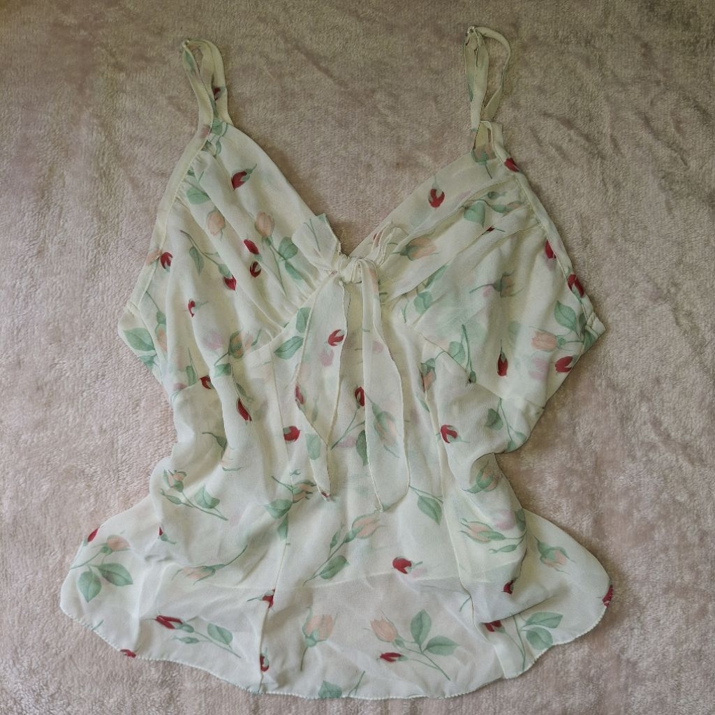 Atasan Korea Ruffle Tali crop Top