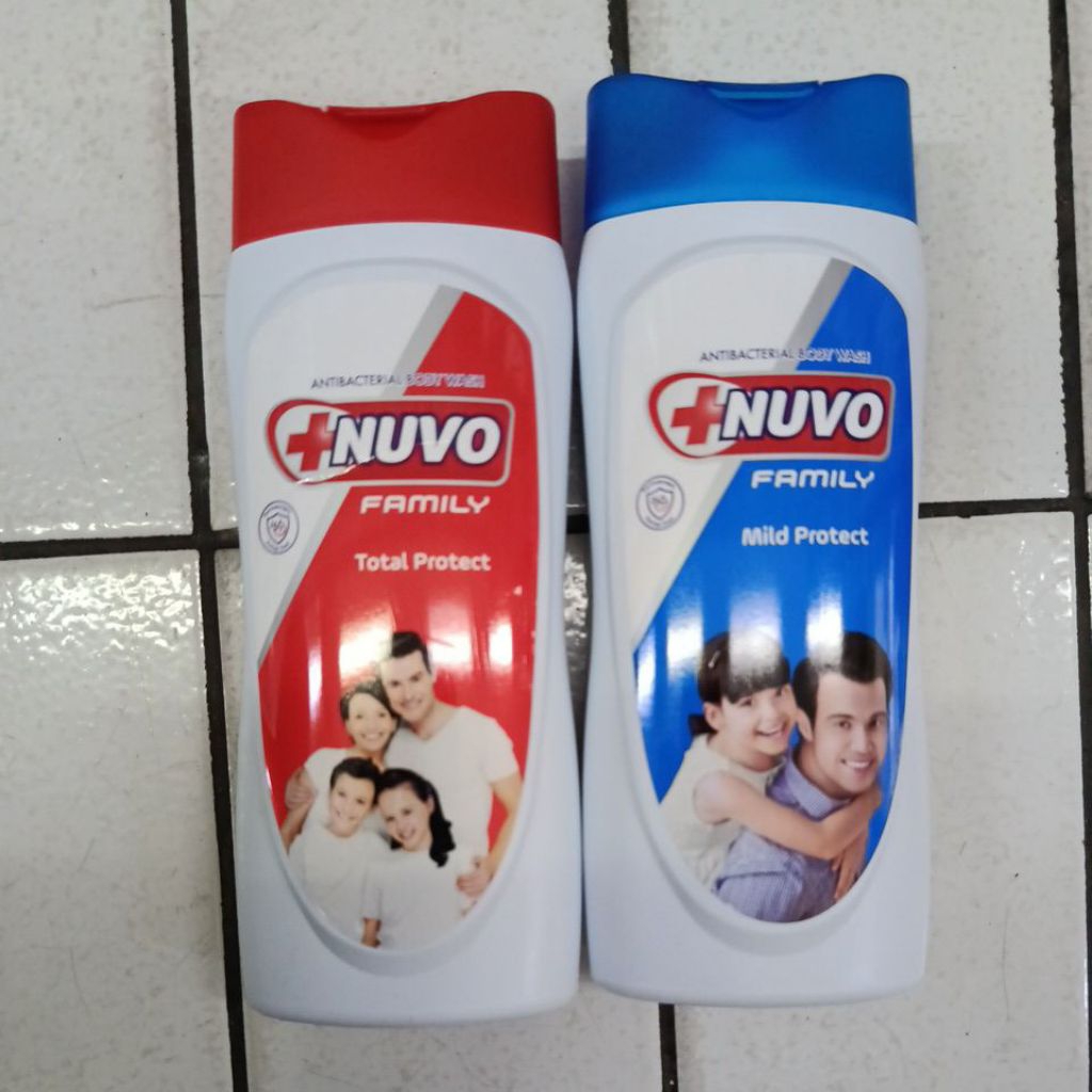 Sabun Mandi Cair Nuvo Kemasan Botol 250 ml