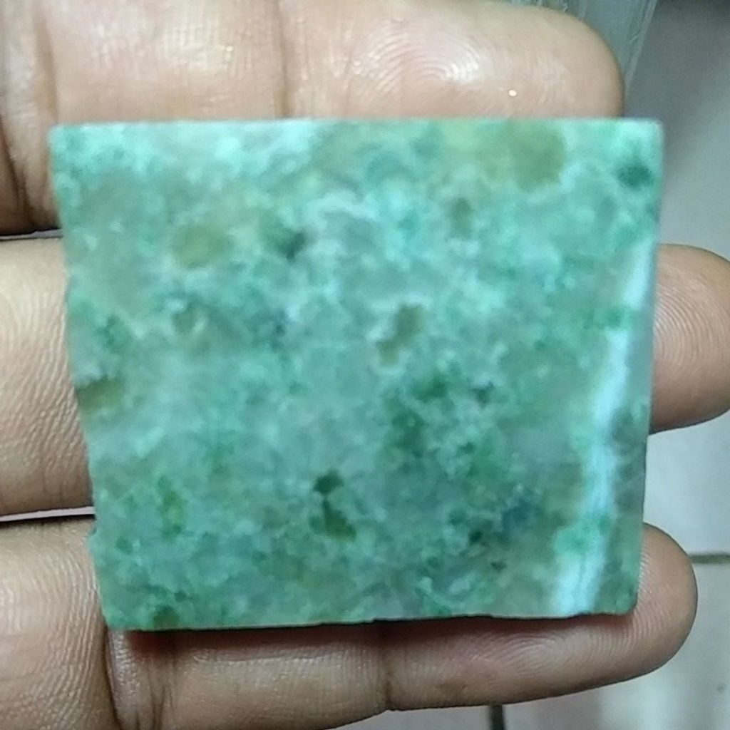 BATU IDOCRASE LUMUT KUMBANG JATI