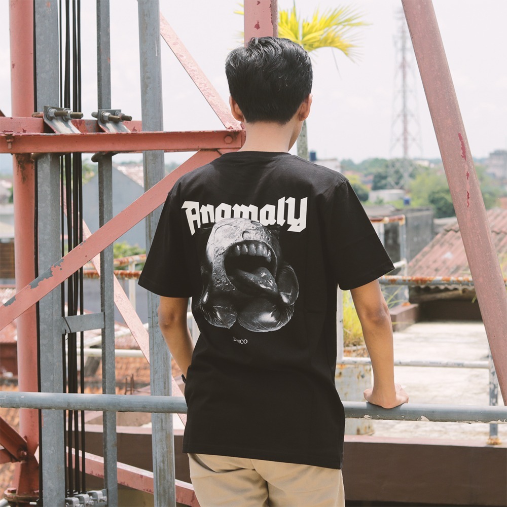T-Shirt Pria Distro Original Kaos Unisex Hitam Dewasa Langky TSHIRT REG BWDB 24 ANOMALY