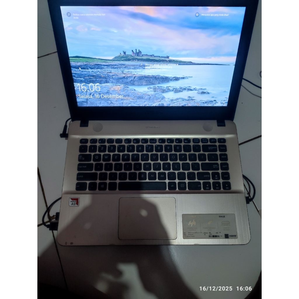 LAPTOP ASUS AMD A9 X441B HDMI RAM 4G