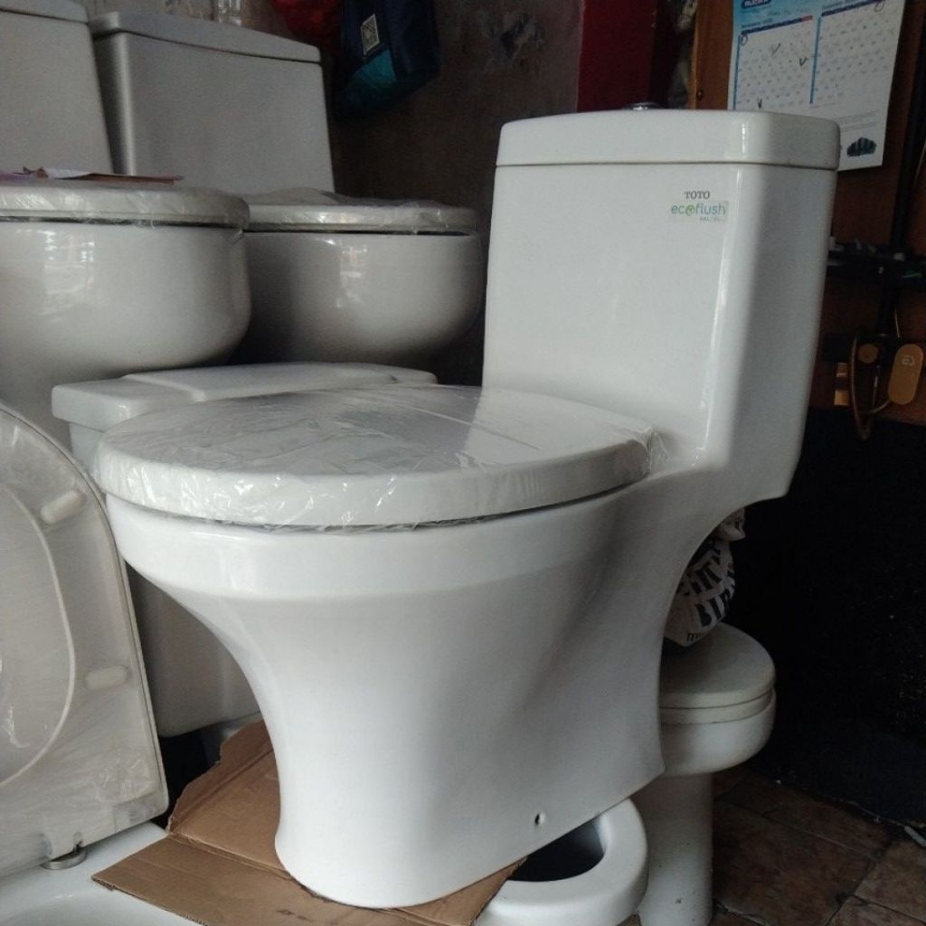 Kloset Duduk One piece TOTO CW 630 J AS 22 Second Original 100% MULUS