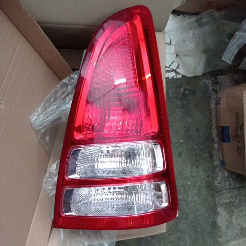 STOP LAMP INNOVA OLD stop lamp inova 2004 2005 2006 2007 dmac lampu rem stoplamp innova old per pcs