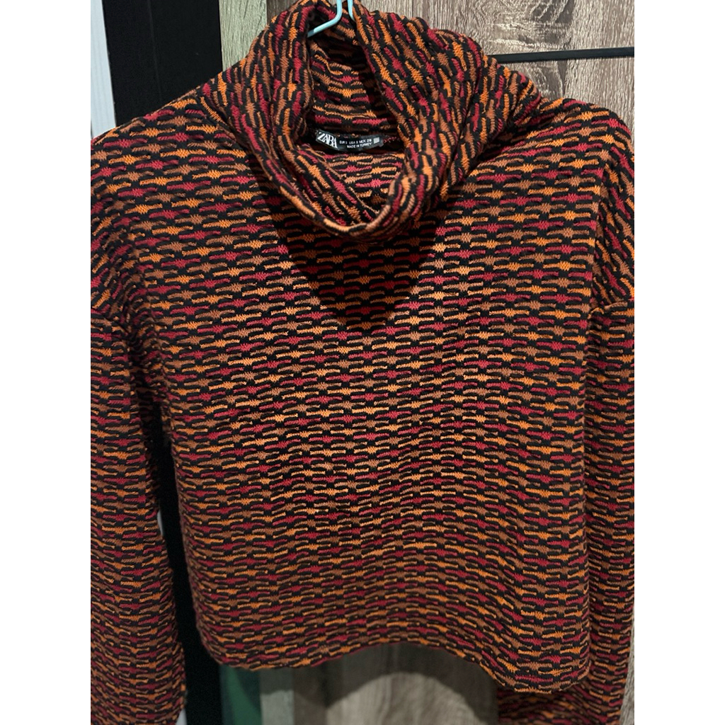 zara sweater  original