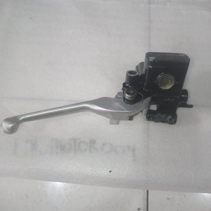 MASTER REM KANAN HONDA VARIO 125 150 ESP BEAT STREET ABS ORIGINAL