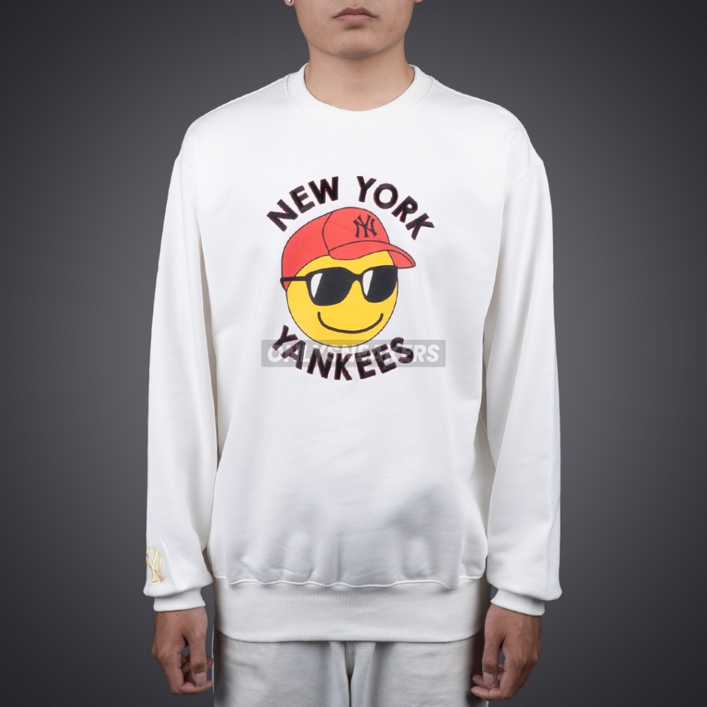 MLB SMILE NEW YORK YANKEES WHITE SWEATSHIRT
