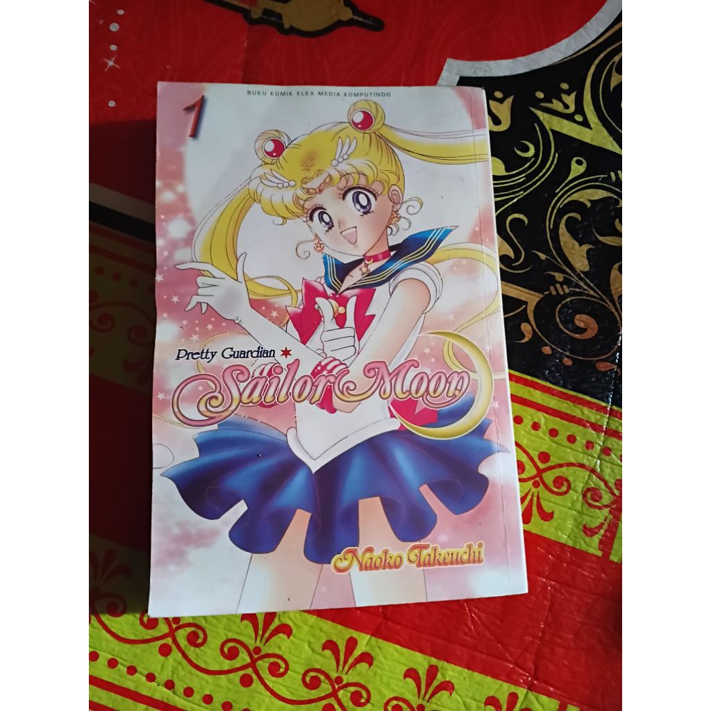komik sailormoon deluxe vol 1