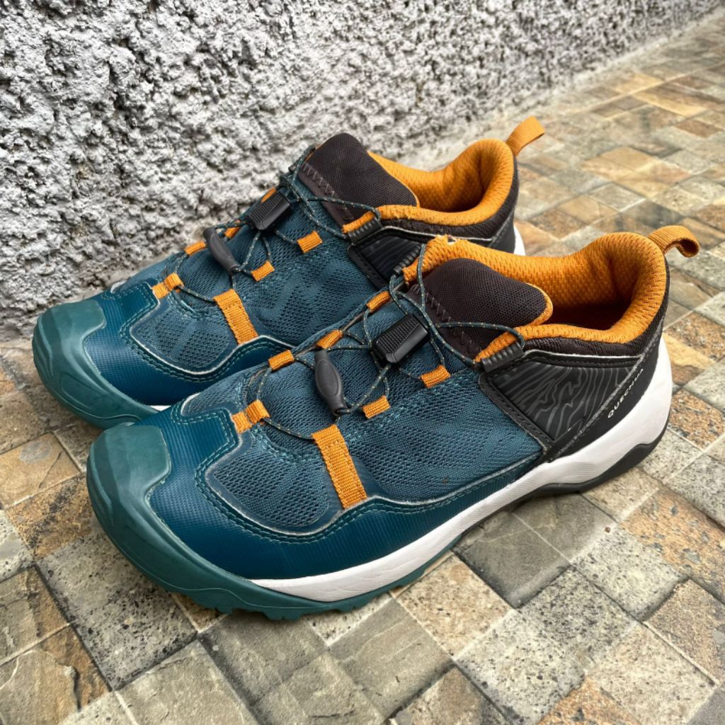 Sepatu Outdoor QUECHUA Trail Run