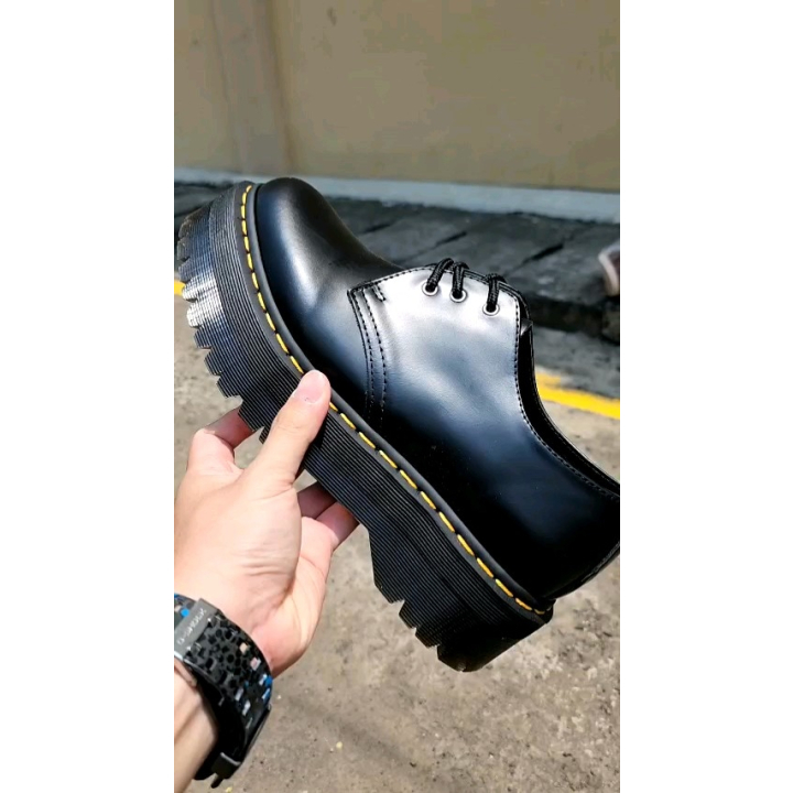 sepatu docmart low original marline product