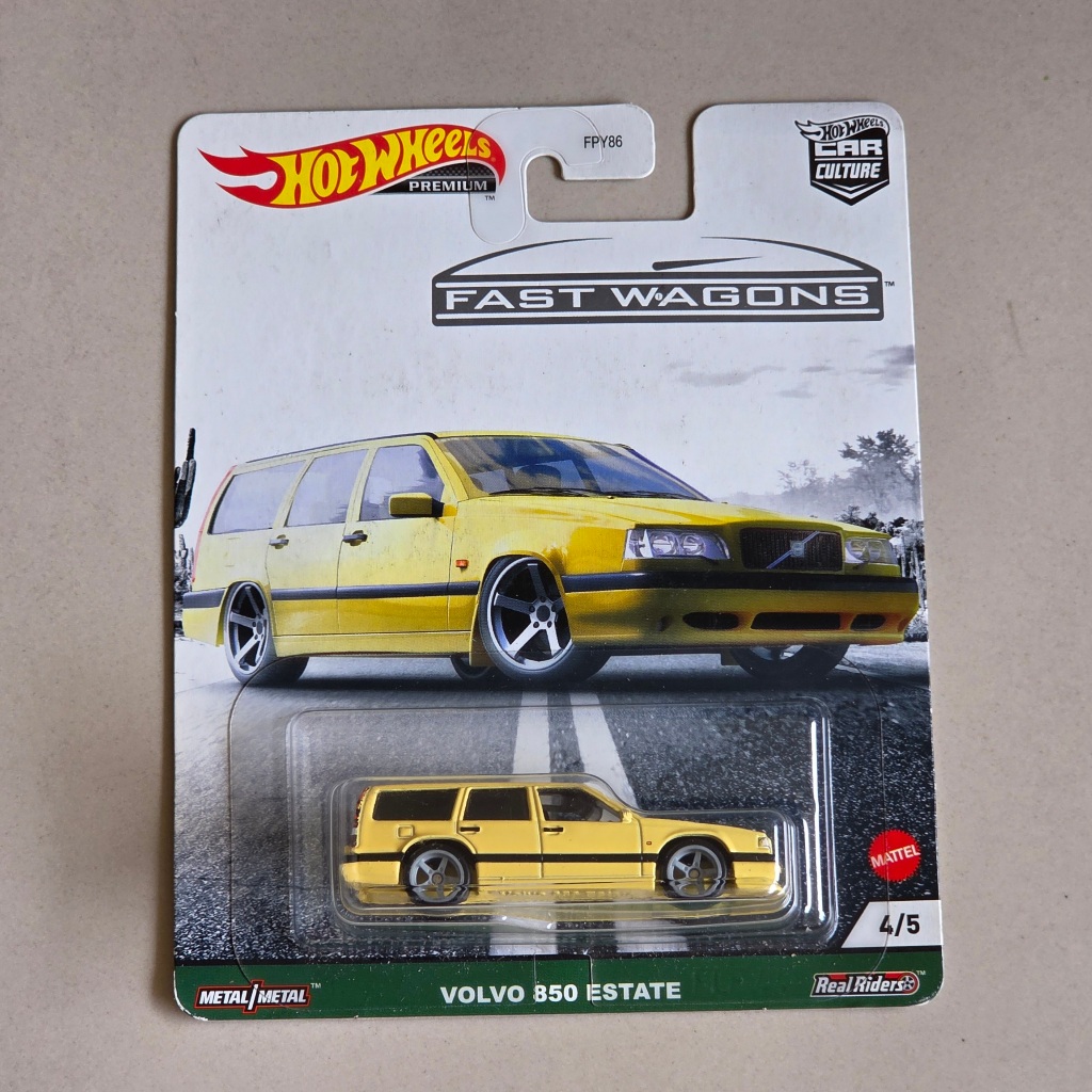 Hot Wheels Premium Volvo 850 Estate Fast Wagons