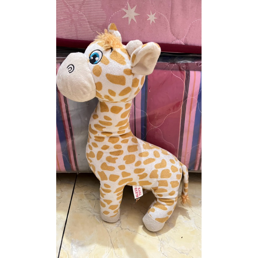 boneka jerapah