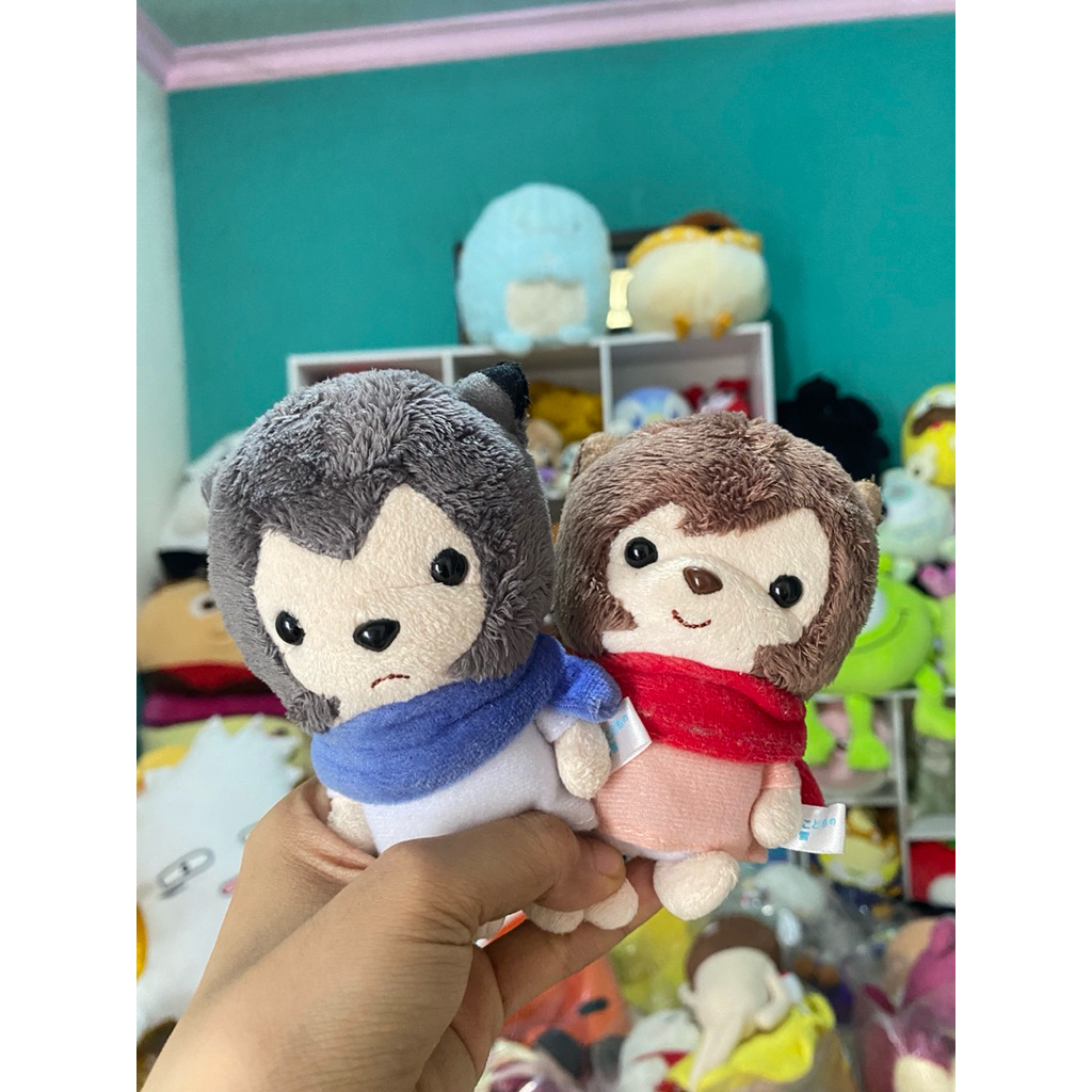 Boneka Maskot Ame dan Yuki Wolf Children