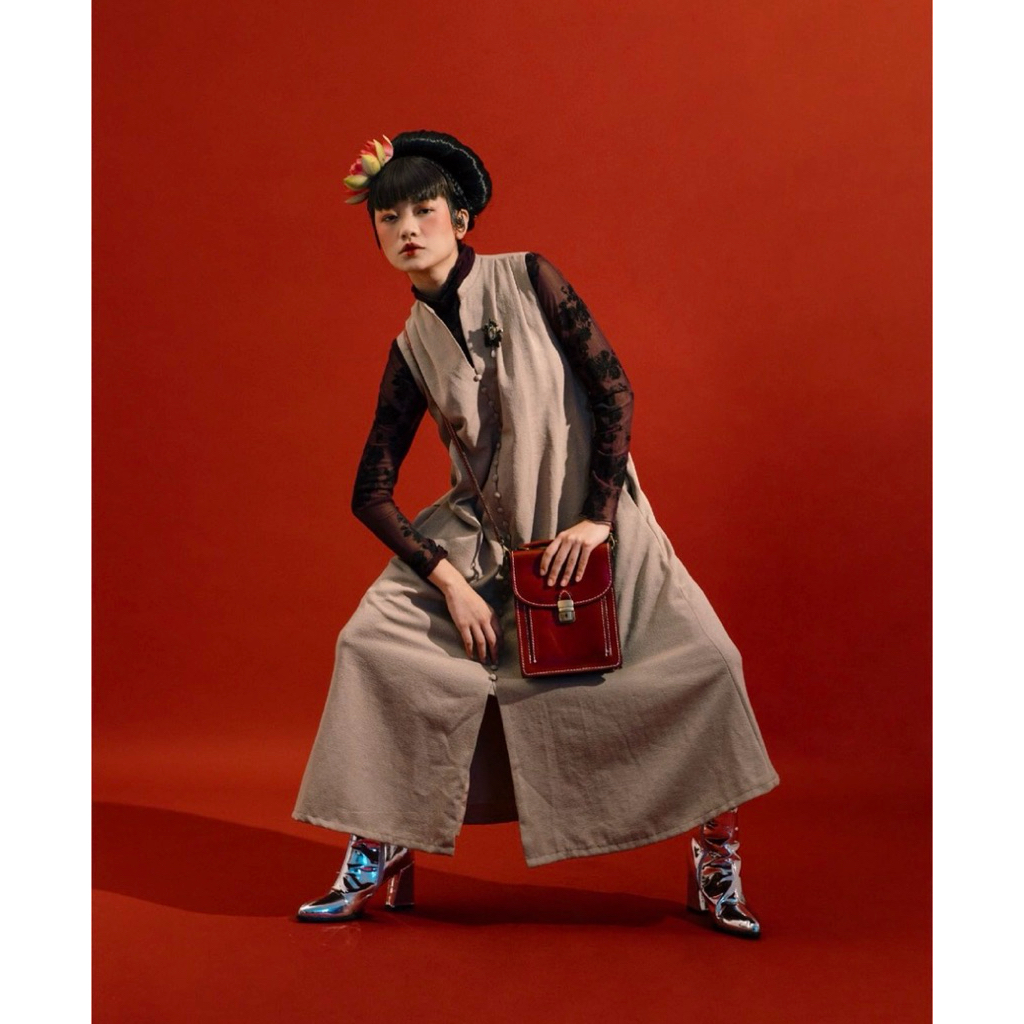 ENIGMANIFESTO - Audi Dress