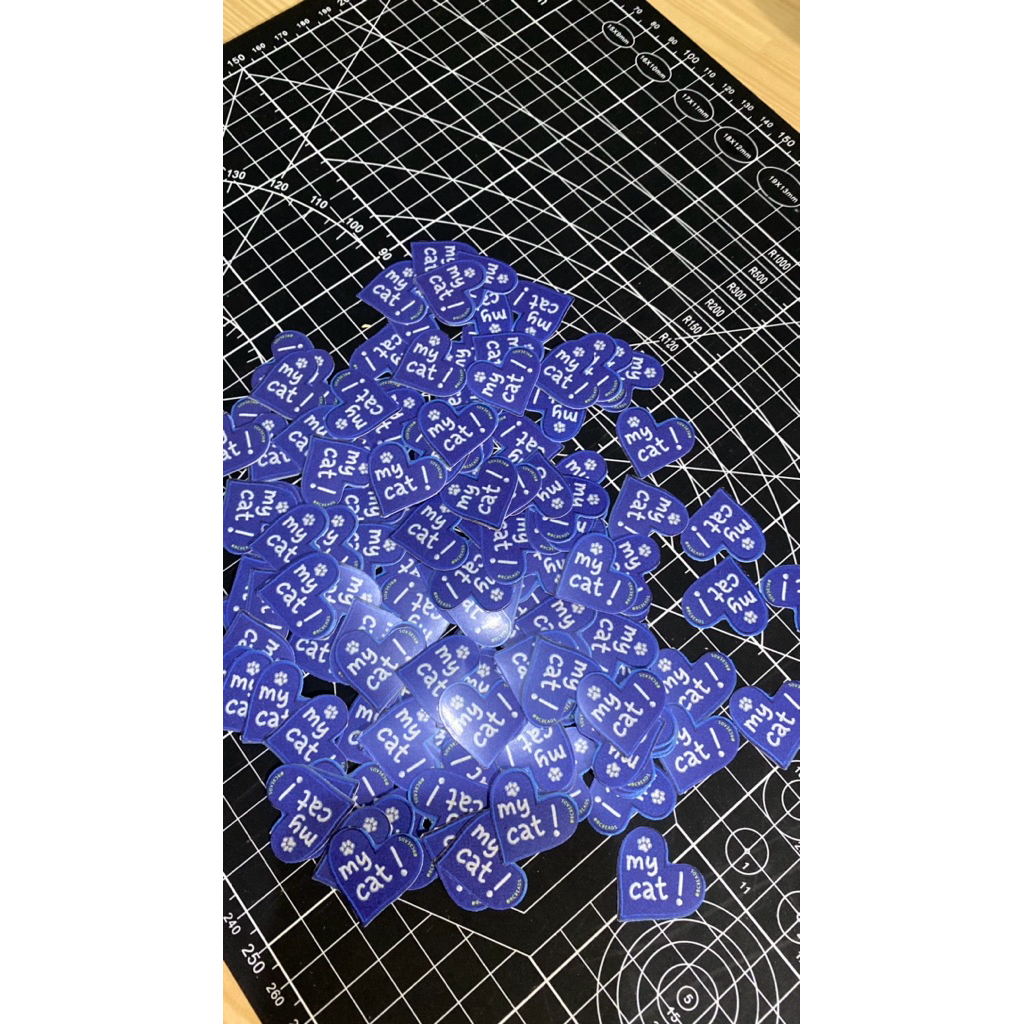 Cetak Sticker Vinyl A3+/Cetak Stiker Label Kemasan Cutting/ Sticker Label Vinyl Anti Air