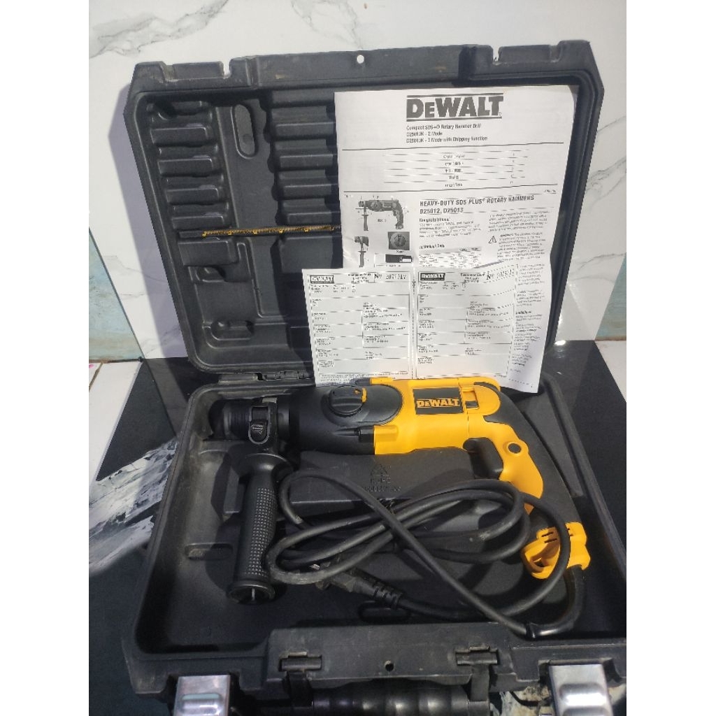 Rotary Hammer DEWALT D25012K Mesin Bor Beton Bobok