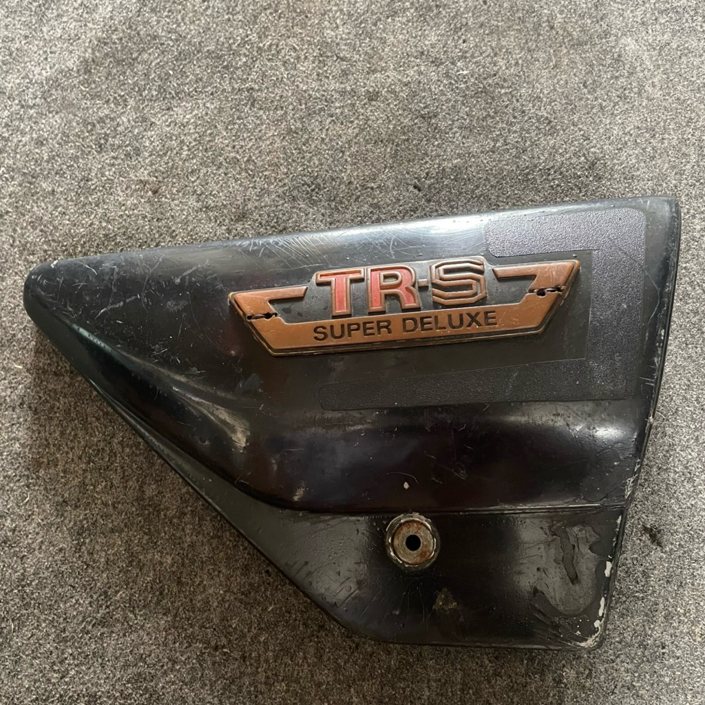 box aki tepong kempolan suzuki trs TRS original kanan