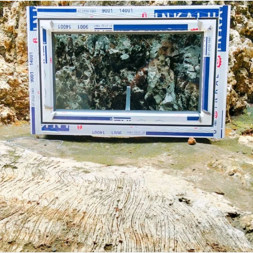 Jendela alumunium jendela casement ukuran 50x30 SATU SET TINGGAL PASANG FREE PEKING KAYU