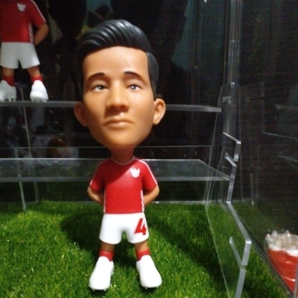 Figur timnas Indonesia x alfamart blind box
