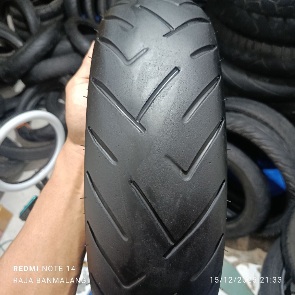 BAN BELAKANG VARIO 160 120/70-14 tubles