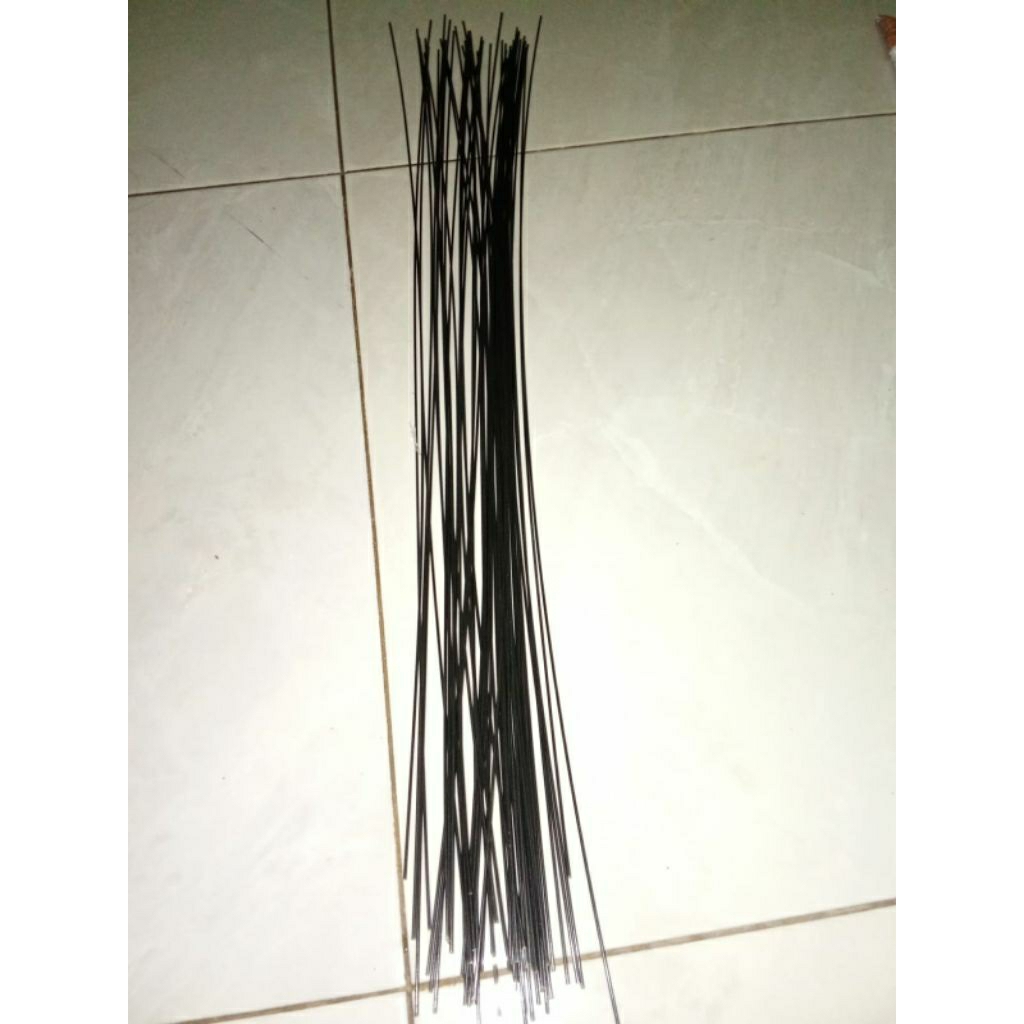 Ruji Bambu Hitam Buat Sangkar Per 750 biji panjang 60 cm
