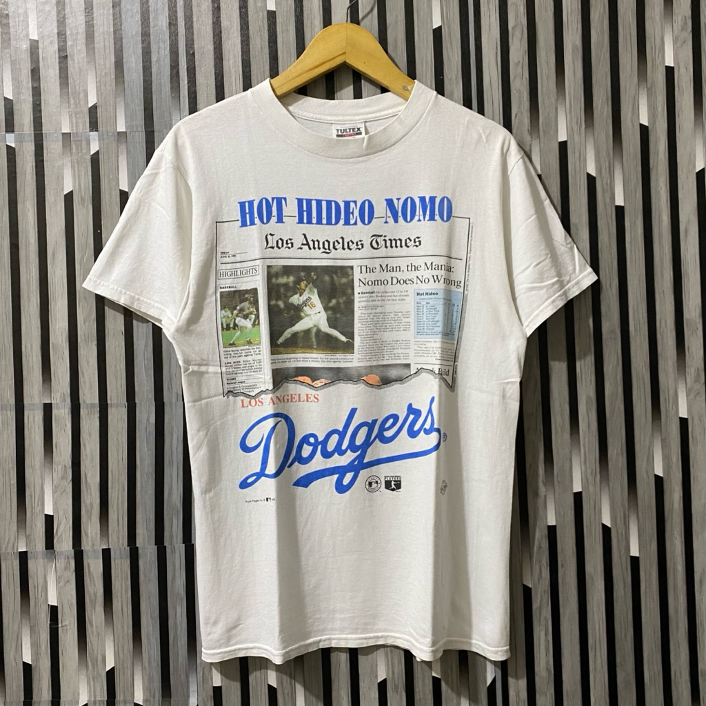 Vintage 1995 LA Dodgers Hideo Nomo Newspaper T-shirt