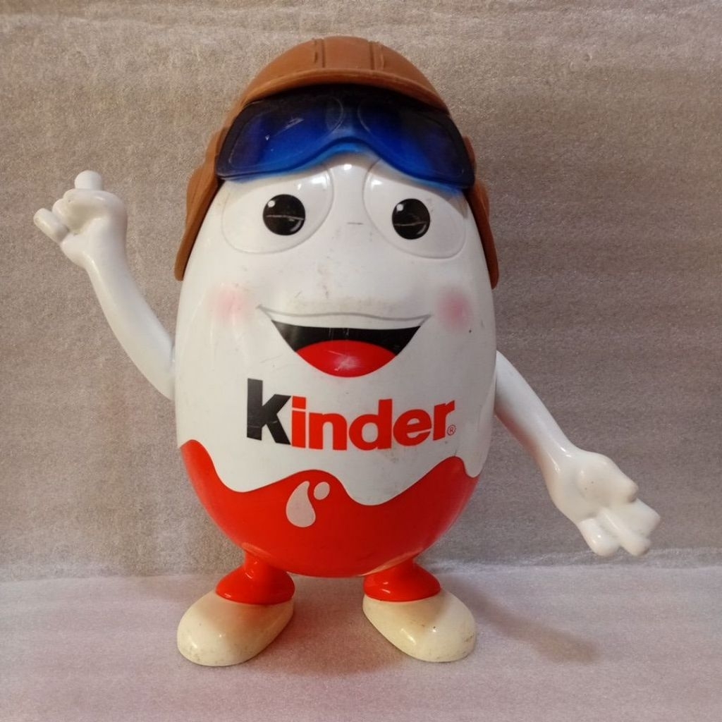 Figure Kinder Joy Besar