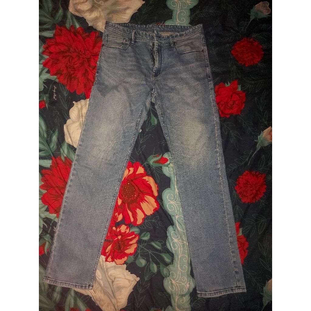 Celana Jeans Hazzys Preloved