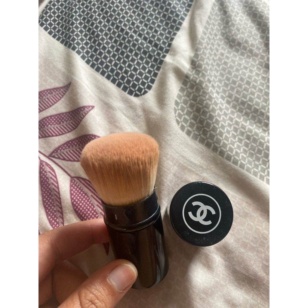 preloved brush chanel