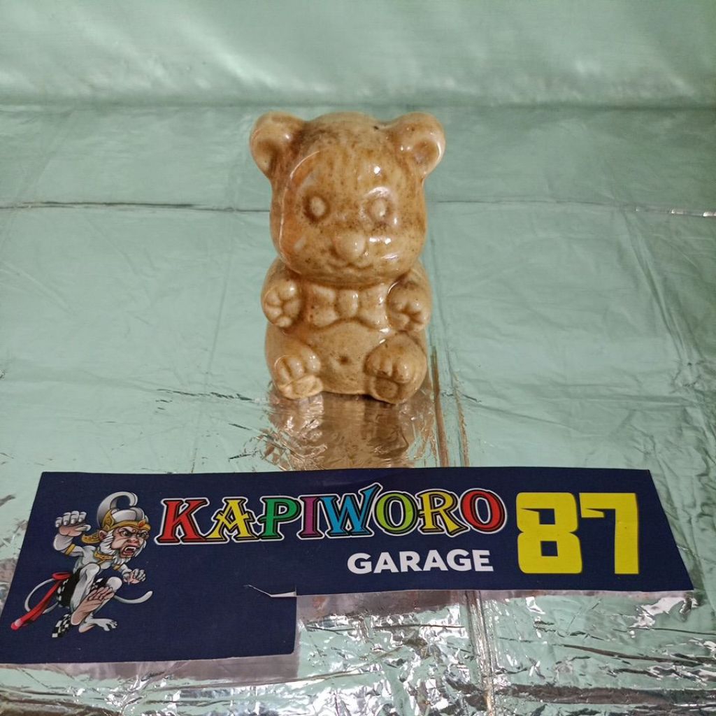 pajangan boneka keramik