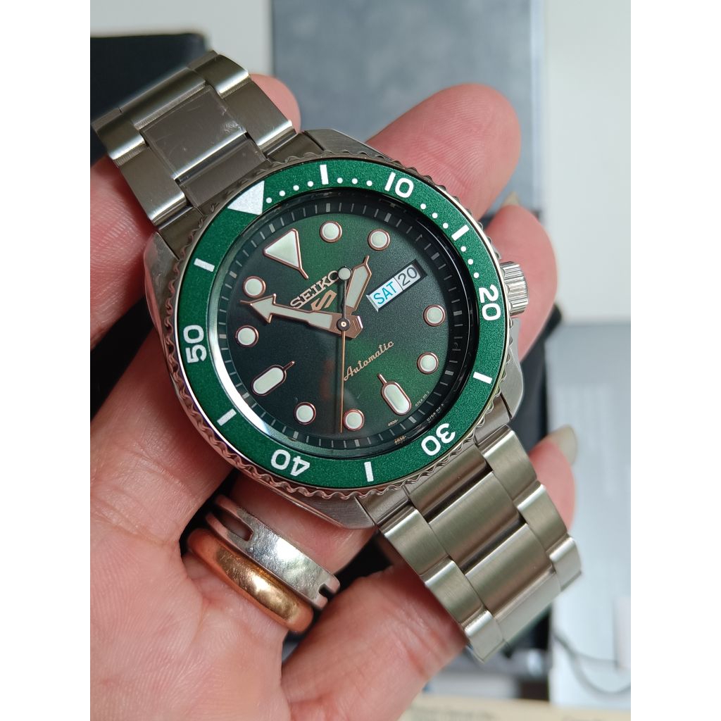 Seiko 5 sport SRPD63K1 hulk original BARU , masih plastikan blm pernah di pakai fullset