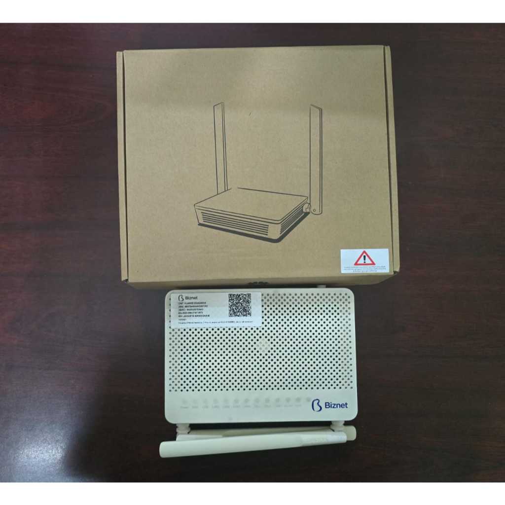 Garage Sale - WiFi Router Huawei Biznet TP-Link - Huawei EchoLife EG8245H5 GPON WiFi Router (Biznet)