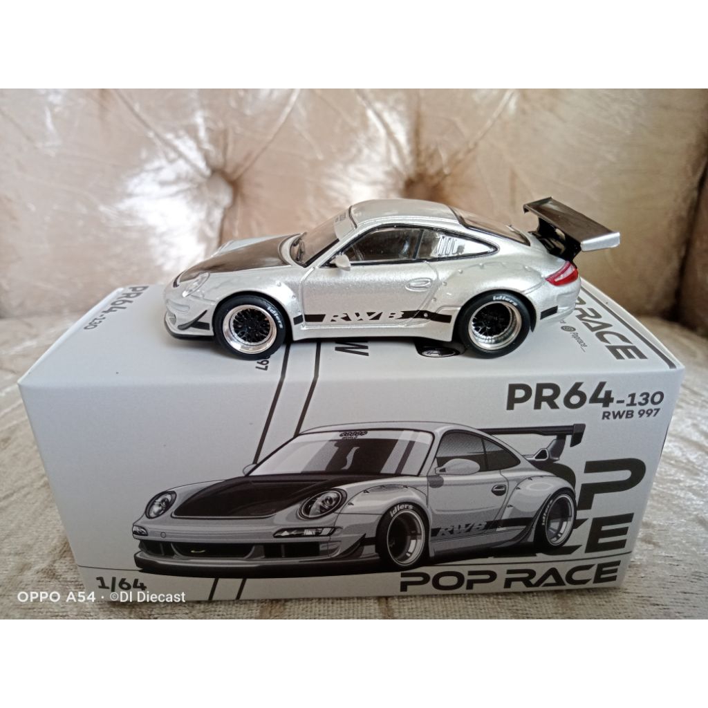 Miniscale Poprace Porsche RWB 997 (Unseald)