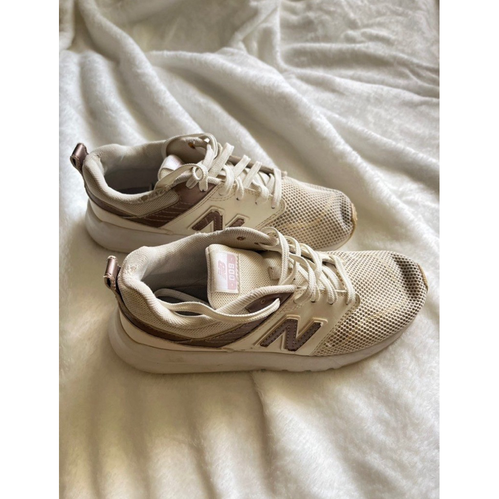 Preloved NB 009 White size 38 24,5cm unisex ORI