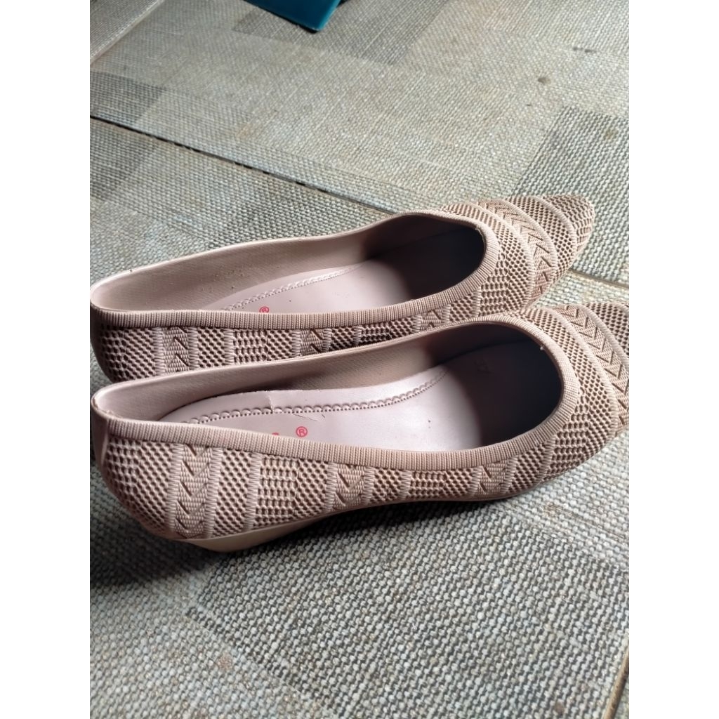 PL Sepatu hak UK 37 bekas