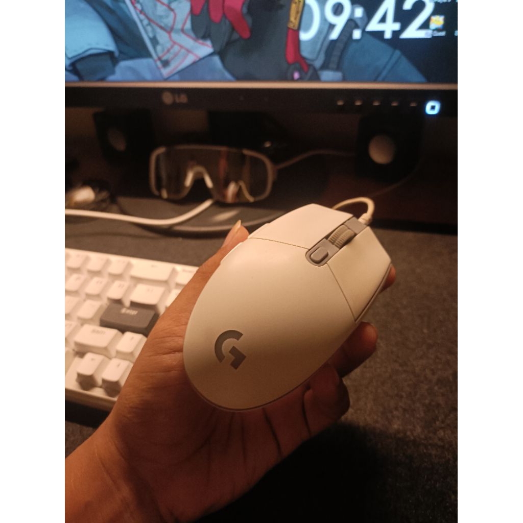 LOGITECH G102
