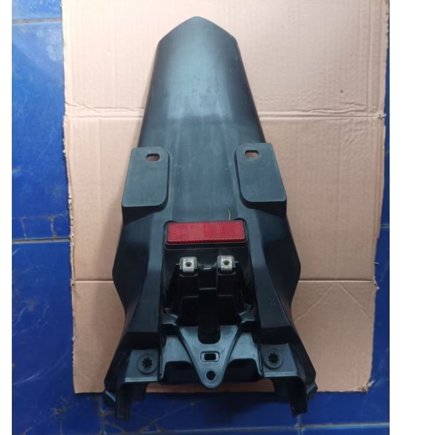 Spakbor selebor belakang Honda PCX 150 bekas original