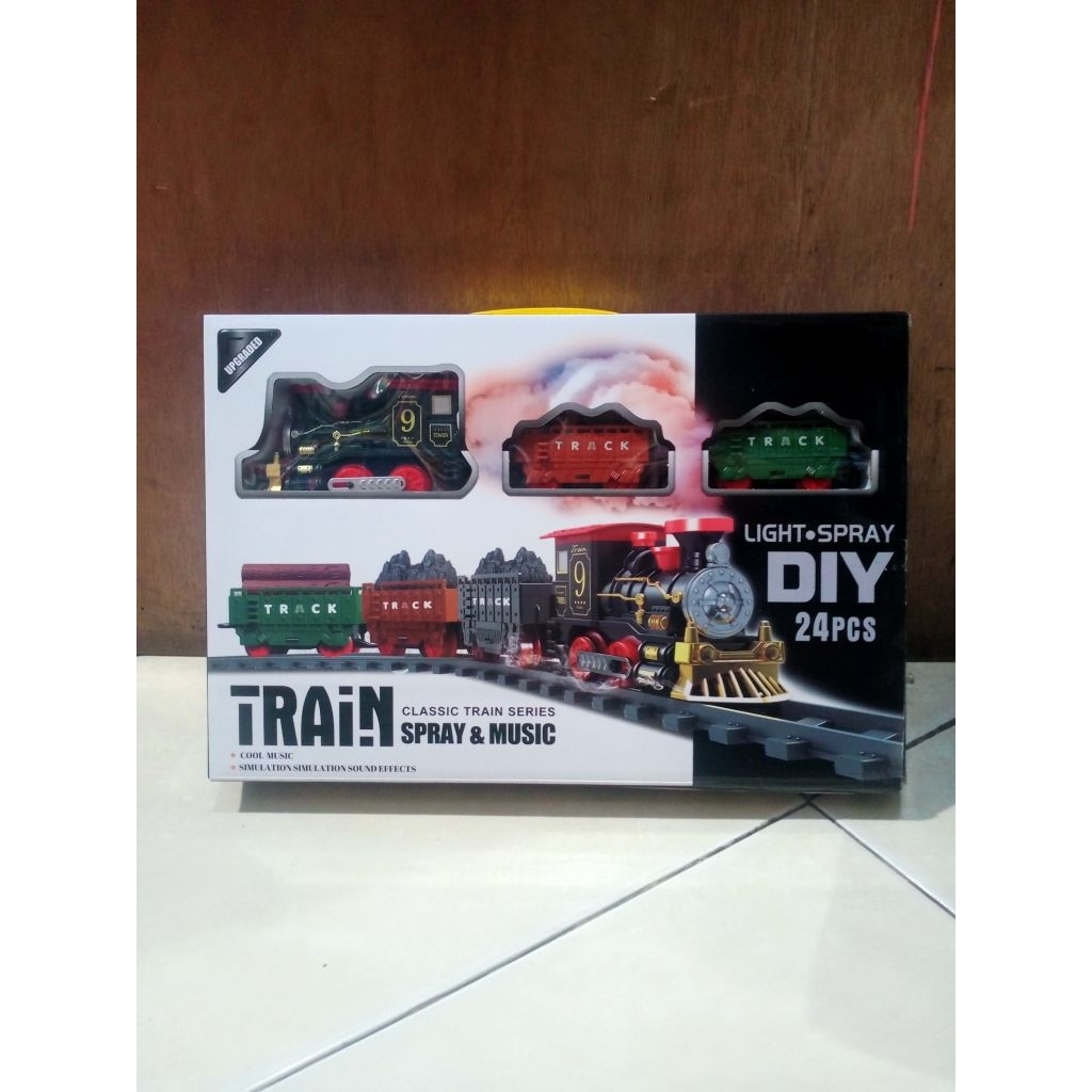 Classic Train Series: DIY Rail Train – Spray, Light & Music