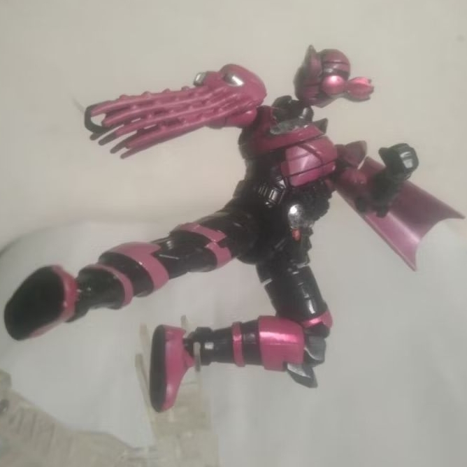 Sodo Kamen Rider Build Octopus Light Form Bandai 