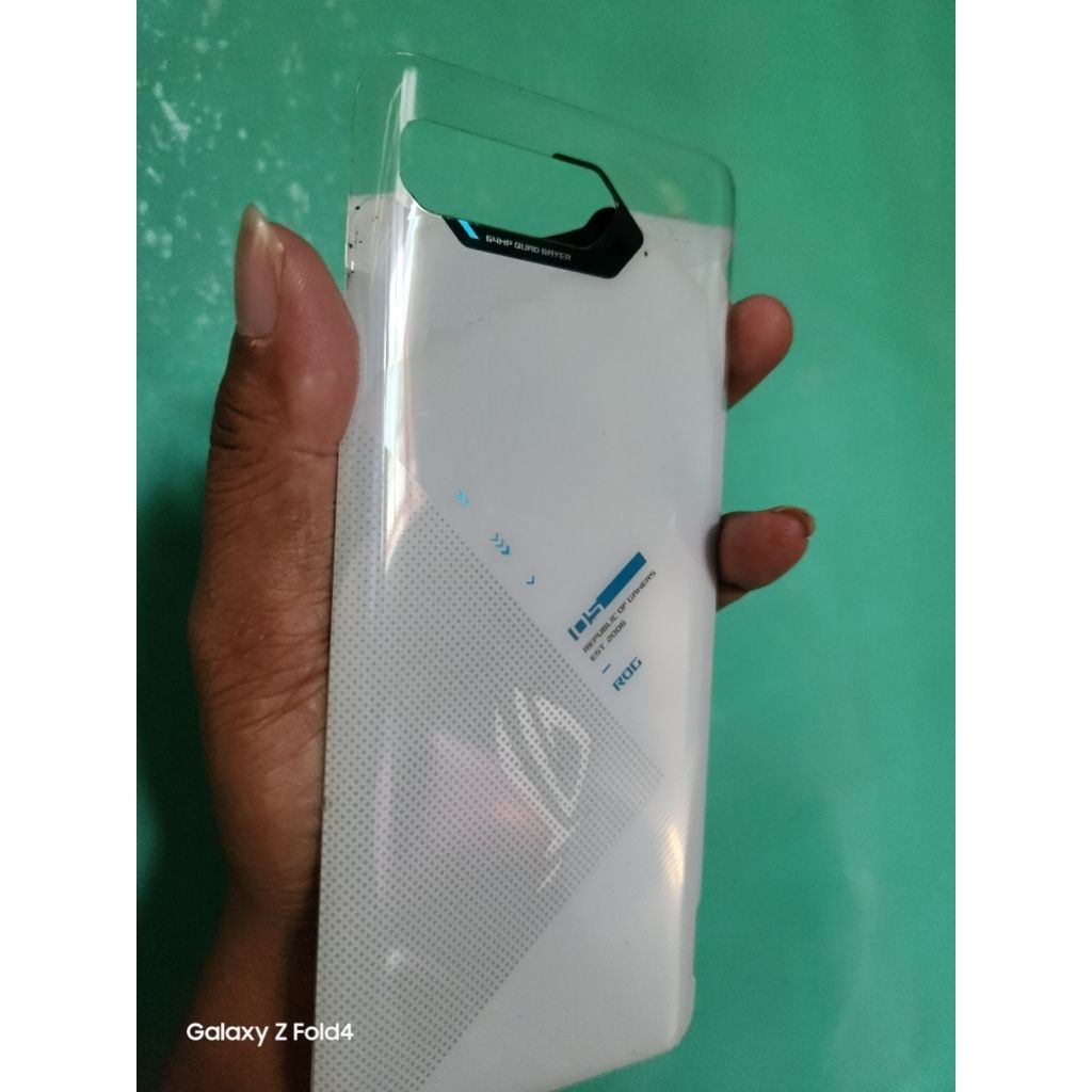 backdoor asus rog 5/5s warna putih minus