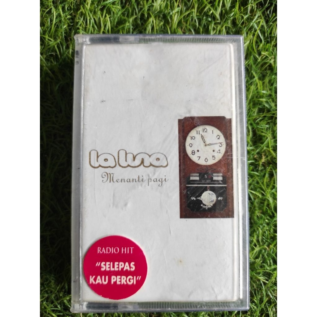 kaset pita LA LUNA "menanti pagi"