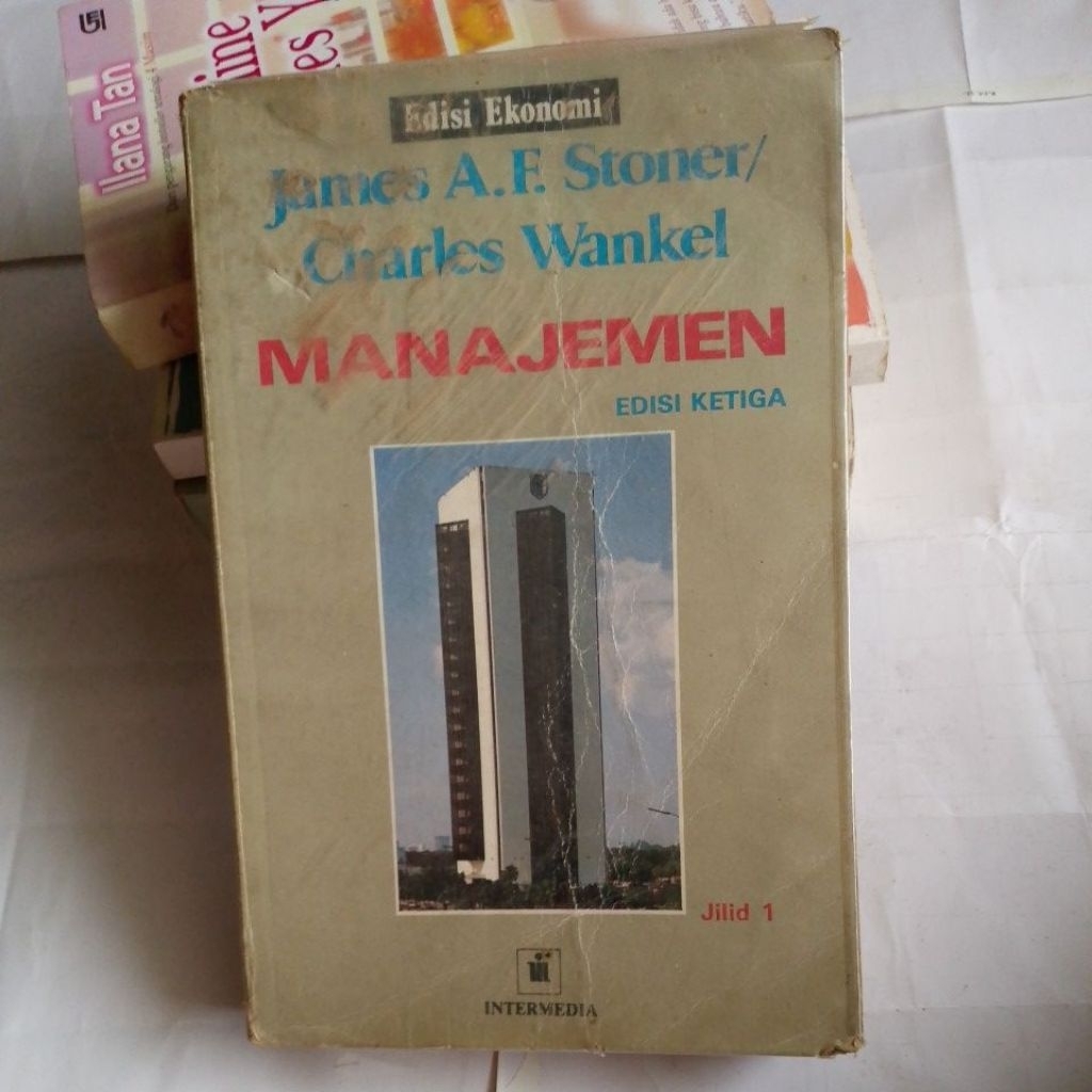 BUKU MANAJEMEN JAMES A.F.STONER FORDHAM UNIVERSITY