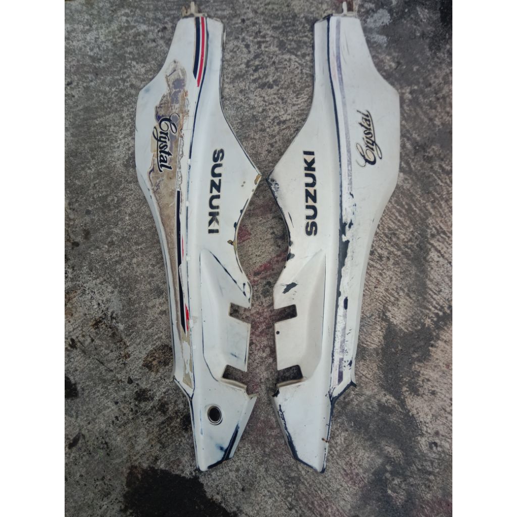 body belakang Suzuki Crystal kanan kiri Original