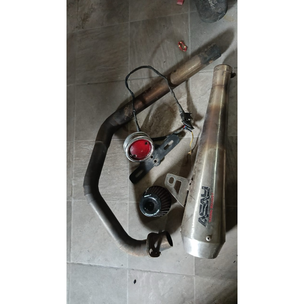 Aksesoris Kawasaki W175 Bekas | Kenalpot Assy + Filter Koso PE28 + Stoplamp Custom