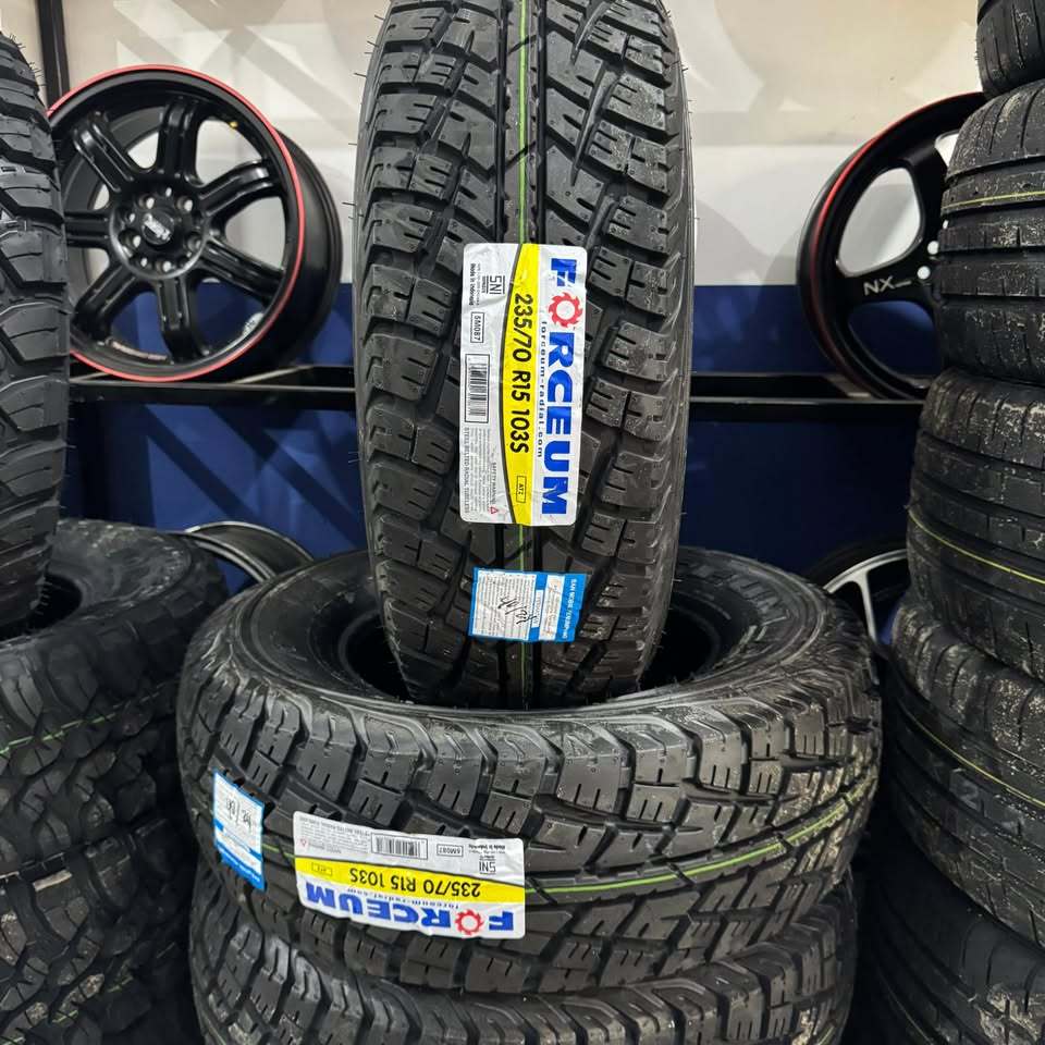 BAN MOBIL SEMI OFFROAD 235 70 R15 FORCEUM A/TZ RING 15