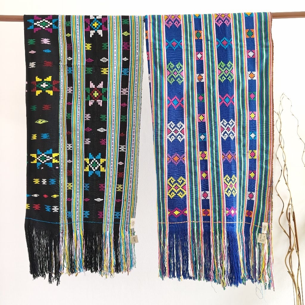 Aneka kain tenun asli dari pulau Timor, NTT - Buna karawang kristik