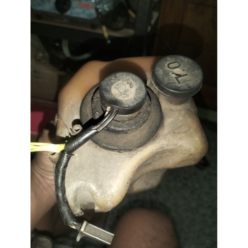 kempis/botol oli samping RX king cabutan motor