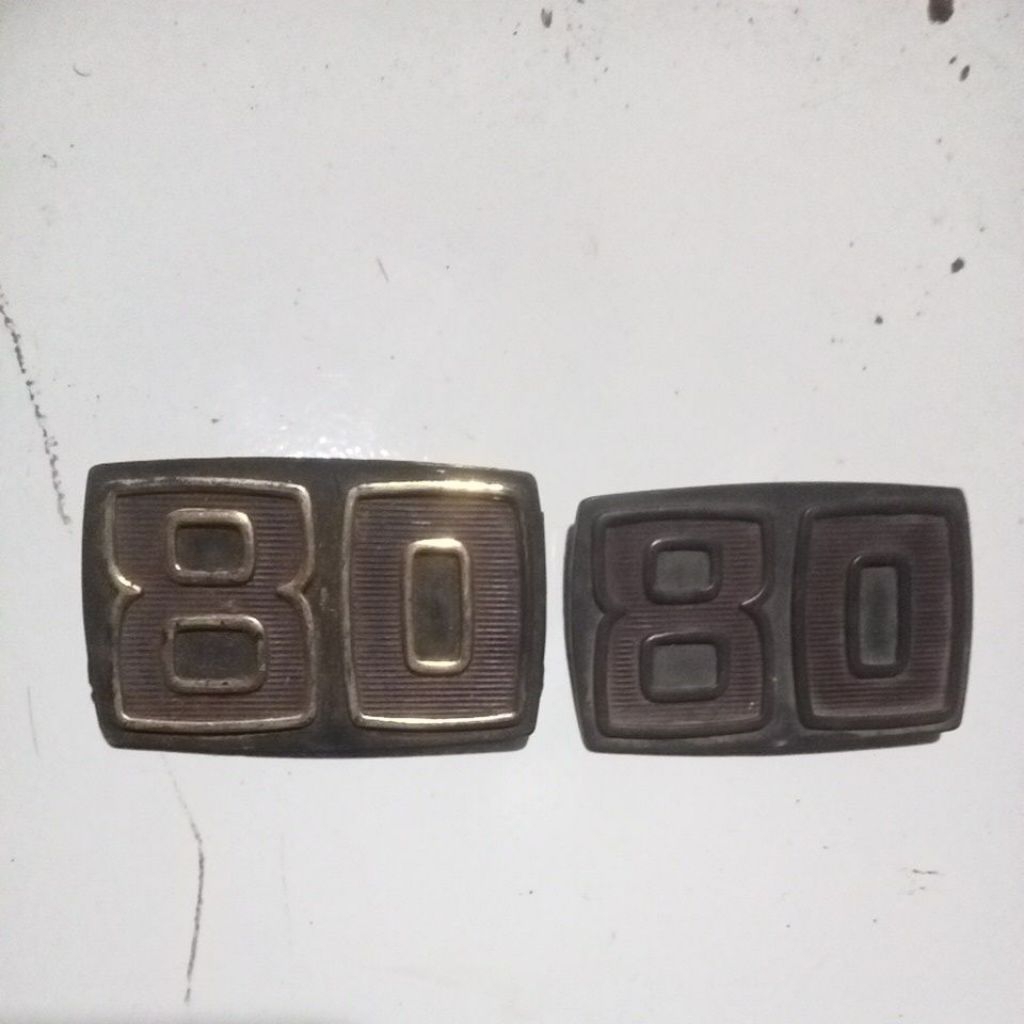 emblem sayap Suzuki Fr 80.