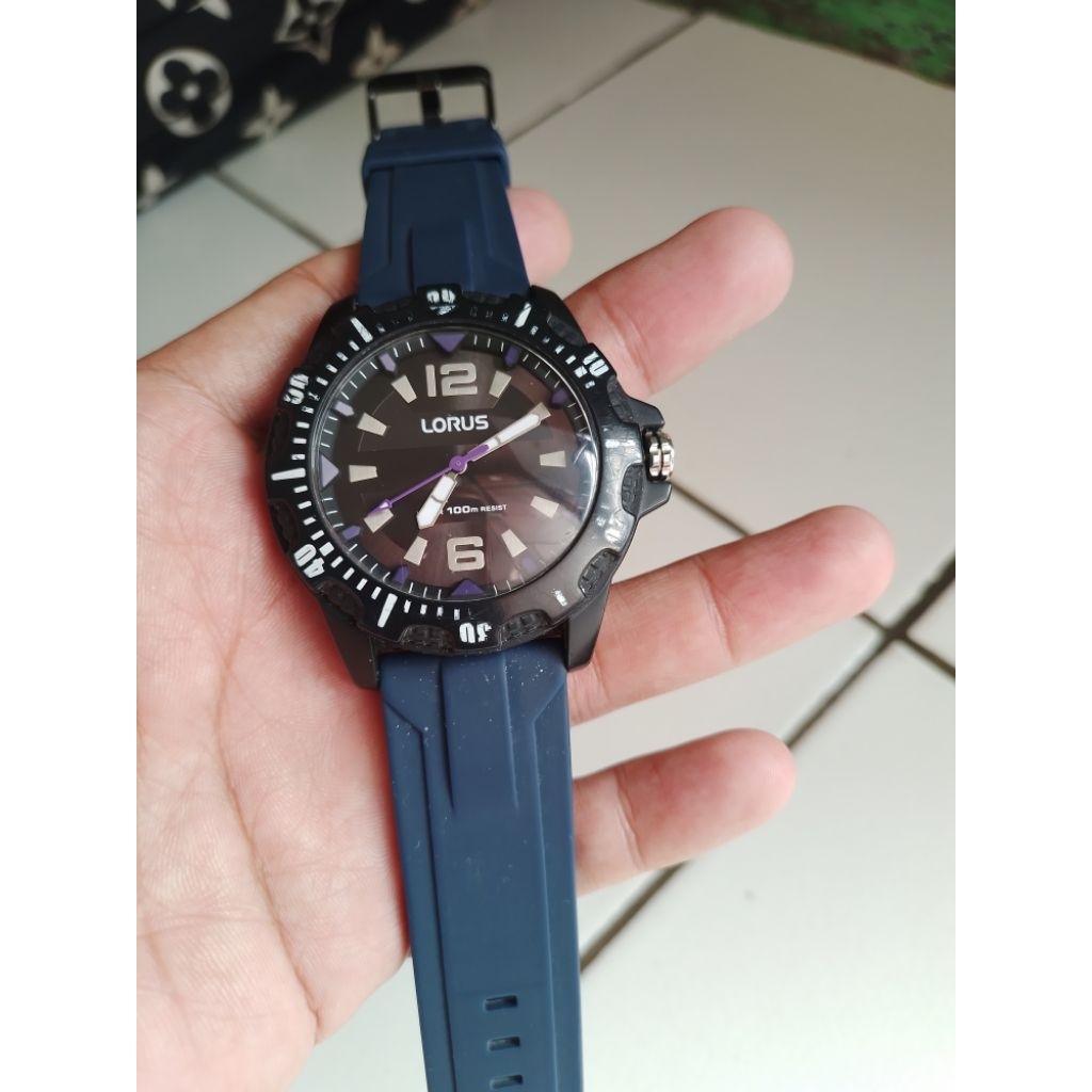 Jam tangan Lorus