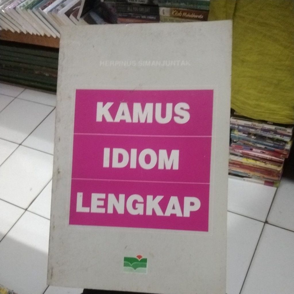 Buku bekas Kamus Idiom Lengkap