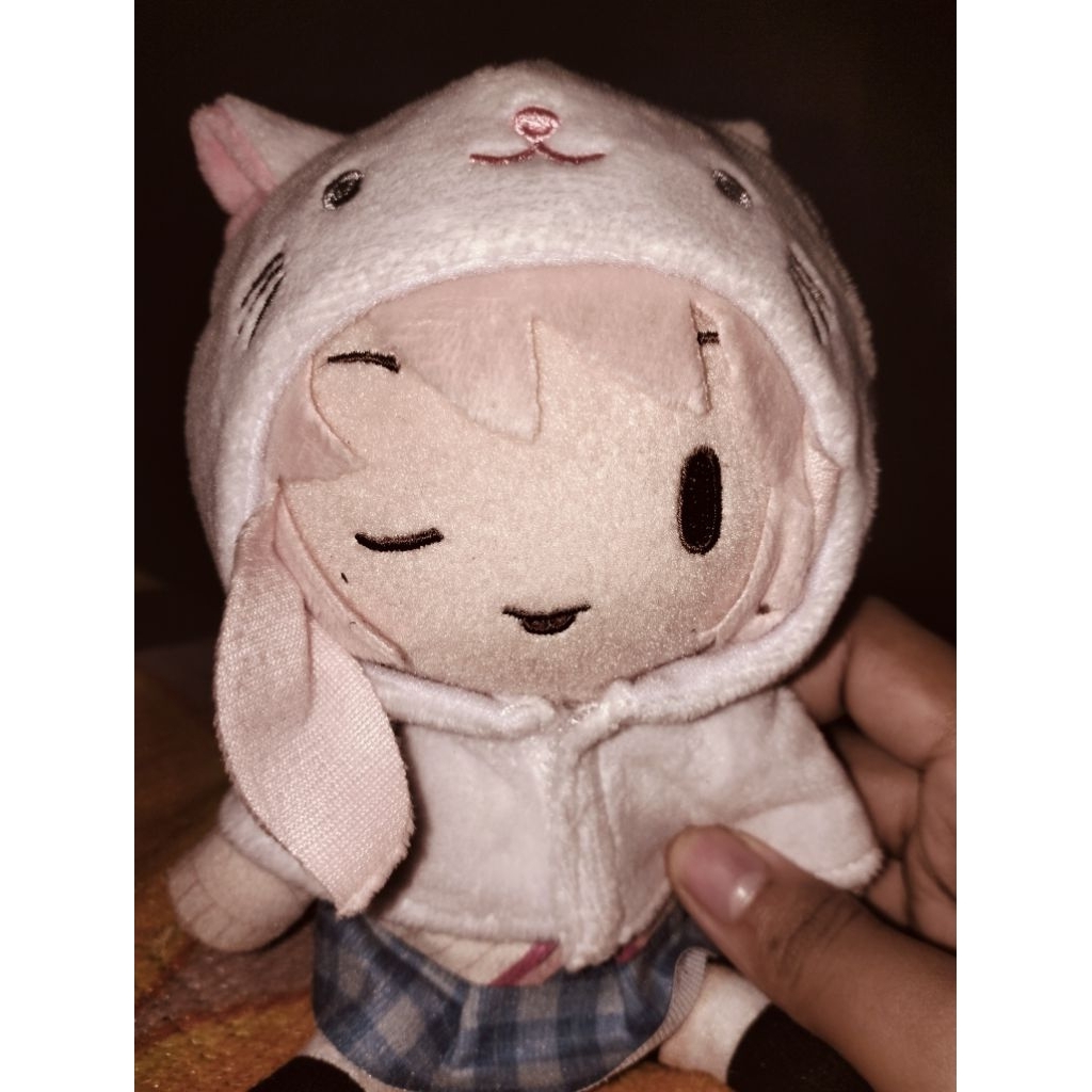 Akiyama Mizuki Project Sekai sitting fuwapuchi old uniform + free Cat cape (Ready)